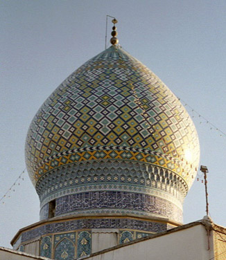 Dôme d'une mosqué à Chiraz